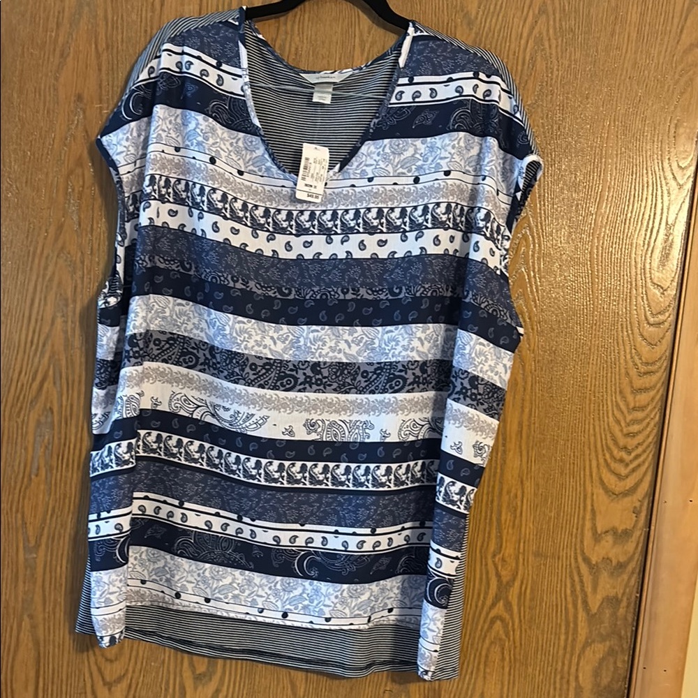 NWT Cj Banks Blue and White Patterned Women's Top Size 2X